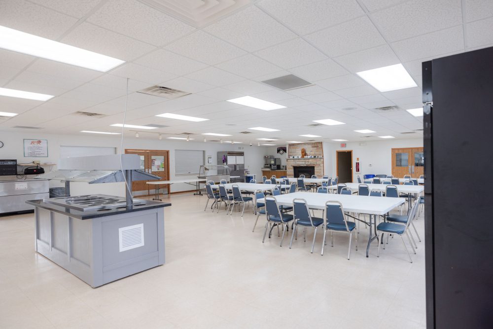 Alternative Photo of Dining Hall Meeting Area